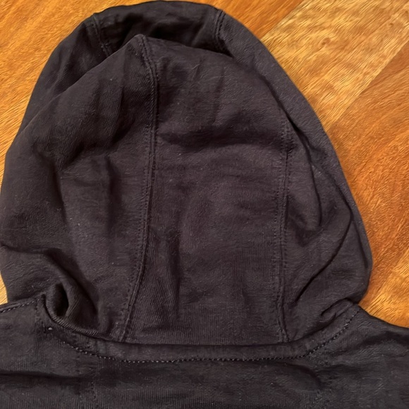 New Carhartt navy hoodie - Picture 12 of 15
